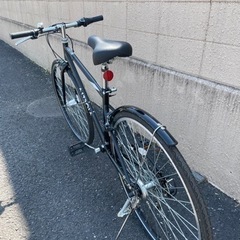 GM721【中古美品】 雨よけ、ライト付 700×32C ASTROIA 自転車 黒 6段ギア リサイクルケイラック朝霞田島店