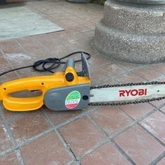 RYOBI リョービ　チェーンソー　電気コード式　中古品　CS-...