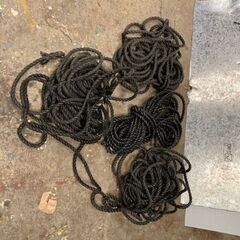 黒いロープ