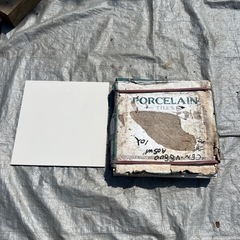 DIY : PORCELAIN- TILES- 400角タイル 9枚