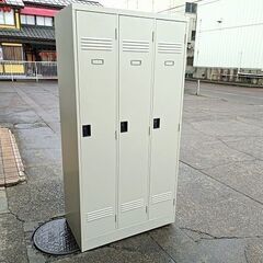 ID:G60351066 ロッカー3列2段 カギ付き