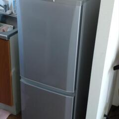 冷蔵庫　２０１５年式