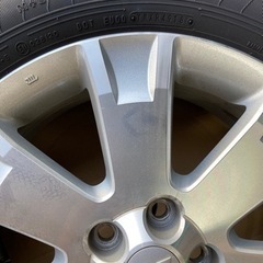 デリカD5 旧型　純正　タイヤホイールセット
