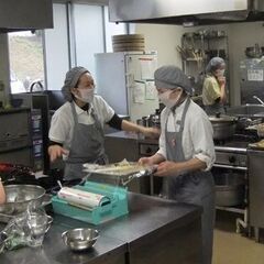 【保育園給食の栄養士】他にも栄養士がいるため業務分担できて残業も...