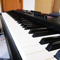 【美品】Roland FANTOM-08