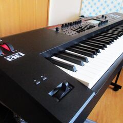 【美品】Roland FANTOM-08