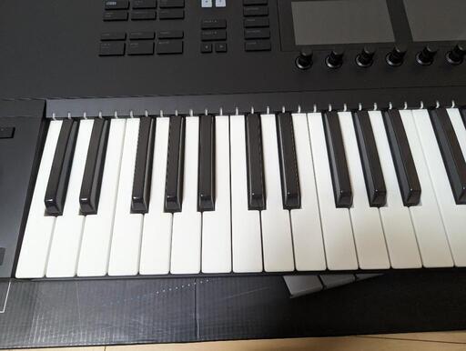 電子楽器 komplete kontrol s49 Mk.2