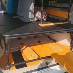 セレナc25　自作フルフラットベッド、テーブル兼ベッド、床下収納の蓋等。ルーフキャリア、ルーフラック、ルーフボックスは別途