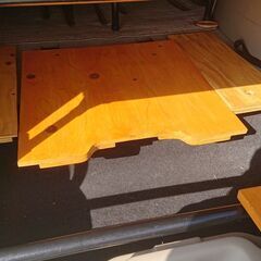 セレナc25　自作フルフラットベッド、テーブル兼ベッド、床下収納の蓋等。ルーフキャリア、ルーフラック、ルーフボックスは別途