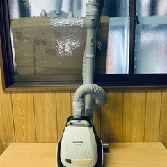 ET1635番⭐️Panasonic電気掃除機⭐️