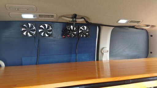 セレナc25　自作フルフラットベッド、テーブル兼ベッド、床下収納の蓋等