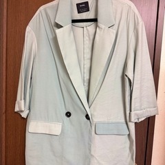 🤍訳ぁりの新品　Bershka春ジャケット