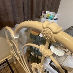 ローラアシュレイセミダブルベットフレーム