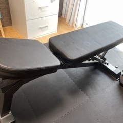 トレーニングベンチ・ダンベル・ジョイントマット