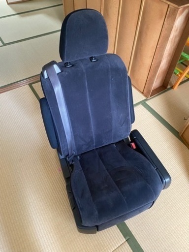 ハイエース　エスティマ　セカンドシート