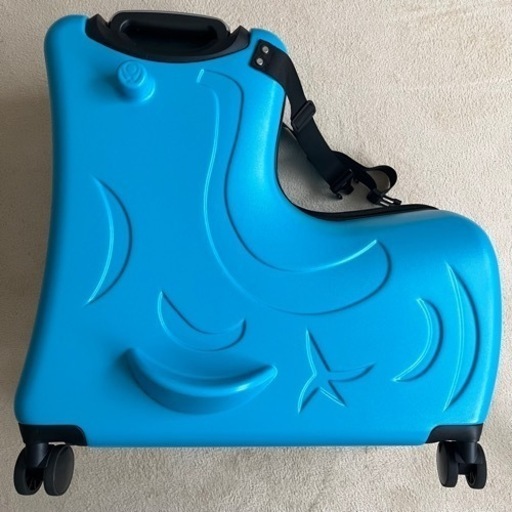 【使用一回！美品】乗れるキャリーケース　スーツケース　Mサイズ