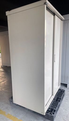 本日引き取り限定価格！タクボ　物置　たて置きタイプ　幅130cm×奥行75cm×高さ190cm 本日引き取り限定価格！タクボ 物置 たて置きタイプ 幅130cm×奥行75cm