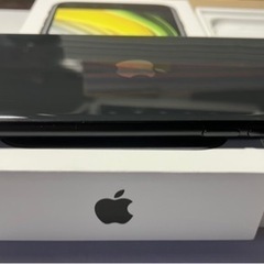 Apple iPhone SE 第2世代 64GB ブラック