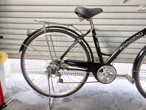 自転車中古　POGGIALI　外装6段変速　カゴリアキャリア付き　鍵新品　タイヤ26インチ　カラーブラック 自転車中古 POGGIALI 外装6段変速 カゴリアキャリア付き 鍵新品 タイヤ