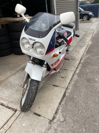 ヤマハ FZR250