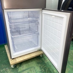 SHARP - ⭐️SHARP⭐️冷凍冷蔵庫　2018年 271L 美品　大阪市近郊配送無料 ⭐️SHARP⭐️冷蔵冷凍庫 2018年 271L 美品 大阪市近郊配送無料