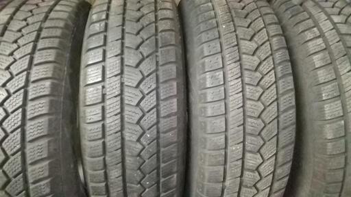 ホイール付きスタッドレスタイヤ 205/70R15