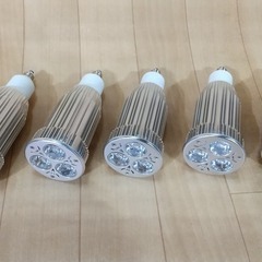 LEDスポットライト・電球・９ワット５個セット