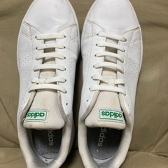 《adidas》靴　ホワイト　26.5㌢