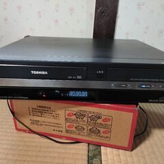 東芝HDD DVDレコーダー RD-W３０１