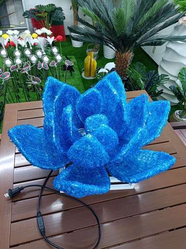 ③【処分価格】新品　LED造形　ハスの花　ブルー　インテリア