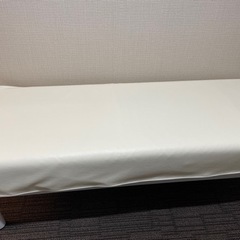 マッサージベッド(34000円相当の品)
