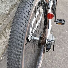 売約済みですm(_ _)m【札幌市内配達無料】【防犯登録料込】中古車　GLOIRE　26インチ　3x6段切替　Wサス　ホワイト