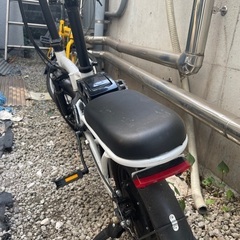 折りたたみひねちゃり 中古 （白 新品折りたたみフル電動自転車