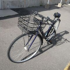 27インチ 自転車 シティサイクル 切替あり カゴ付き 紺色 ネイビー 苫小牧西店のサムネイル