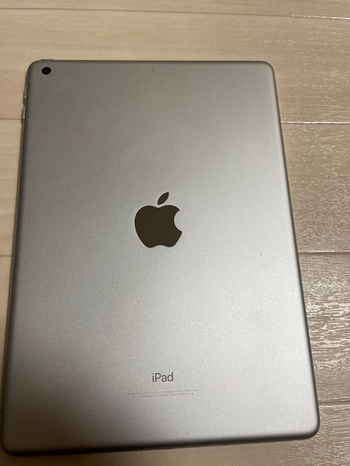 iPad 6世代　simフリー