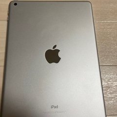 iPad 6世代　simフリー