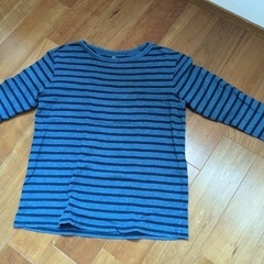 UNIQLO KIDS長袖Tシャツ  サイズ 150