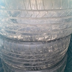 クラウンハイブリッド純正タイヤ