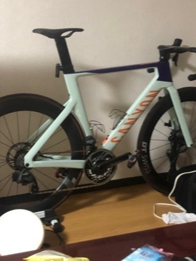 キャニオンエアロード　ファストフルーツカラー世界限定200台