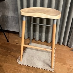 [受付終了]ハイスツール　NovodiA Bar Stool