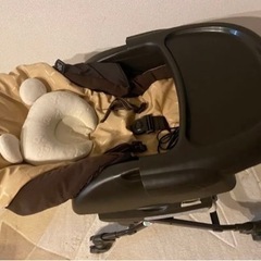 combi電動ハイローチェア ドーナツ枕は無料おまけ！