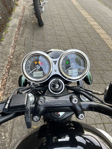 値下げしました トライアンフ ボンネビル ブラック T120 実働