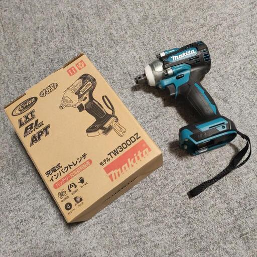 美品　マキタ　TW300DZ　インパクトレンチ　TW300D　TW300　インパクト