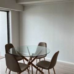 SOLD OUT  ガラス円形ダイニングテーブルセット　椅子3脚