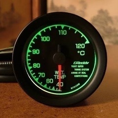 追加メーターgreddy（トラスト）3連メーター ハーネス付き