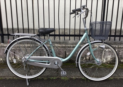 ＜新車並み・整備済み＞◉ママチャリ 24インチ・自転車 色・ミントグリーン・LEDライト 鍵付き　ピカピカですぐ乗れます！