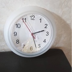 IKEA 掛け時計　ホワイト　オシャレ　見やすい　文字ハッキリ数字