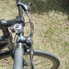 ほぼ新品クロスバイクになります