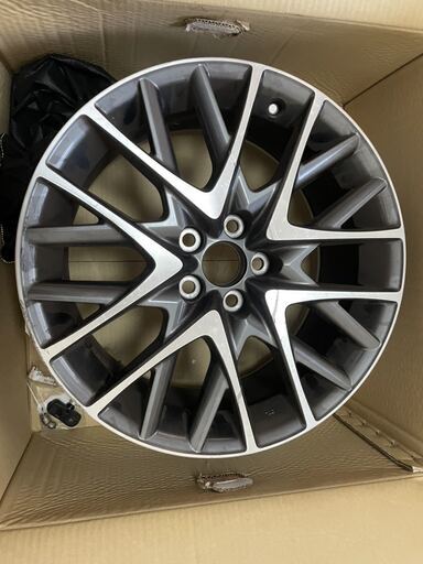 レクサスRC300h Fスポーツ用　純正ホイール４本セット！3本は美品