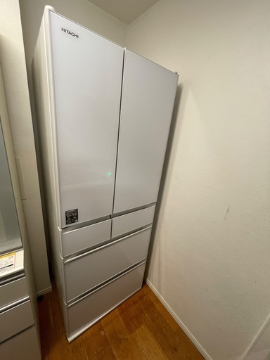 r-hw60n　６ドア冷蔵庫